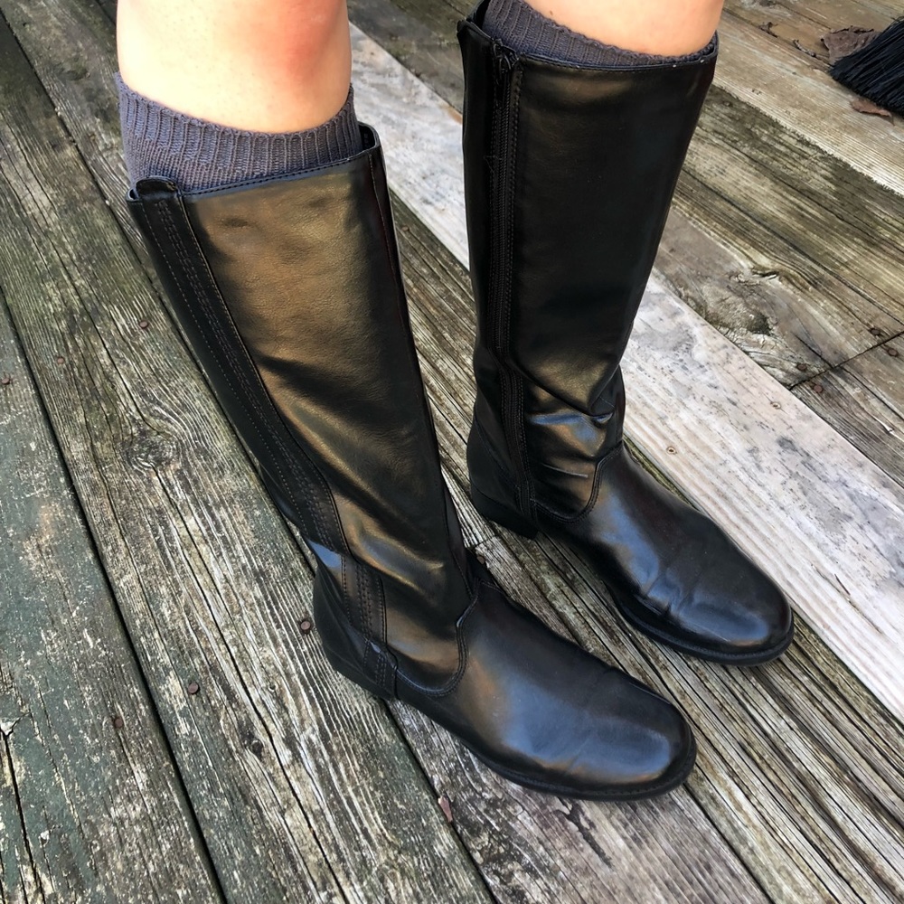 St. John’s Bay boots